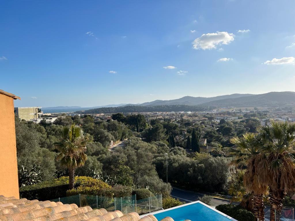 Appartement Vue Sur Mer, Piscine, Garage Prive Bormes-les-Mimosas Exteriér fotografie