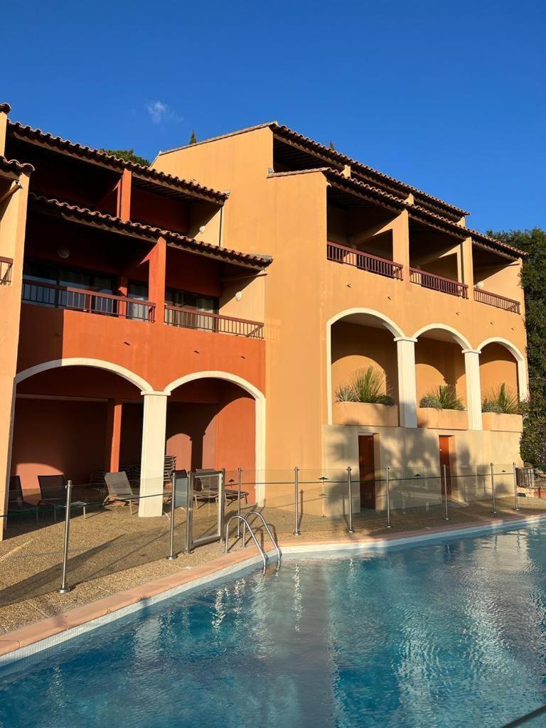 Appartement Vue Sur Mer, Piscine, Garage Prive Bormes-les-Mimosas Exteriér fotografie