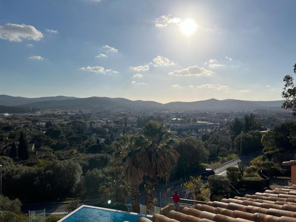 Appartement Vue Sur Mer, Piscine, Garage Prive Bormes-les-Mimosas Exteriér fotografie